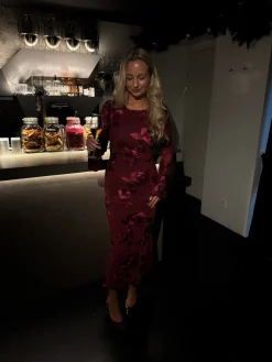 Bella kjole bordeaux