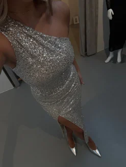 Claudia nederdel guld