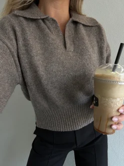 Elina striktrøje brun