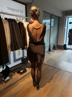 Elisa kjole mørkebrun