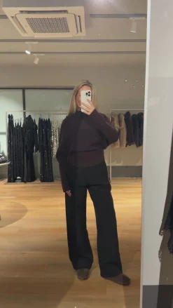 Ella striktrøje mørkebrun