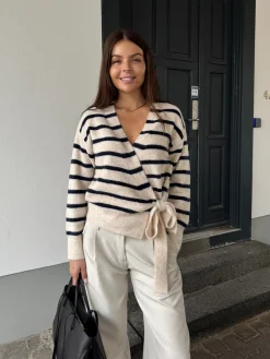 Esther strik stribet