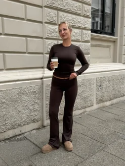 Line bluse mørkebrun