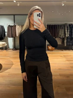 Malou bluse crew neck sort