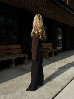 Mia blazer mørkebrun