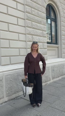 Mikela bluse mørkebrun