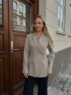 Naja blazer lysebrun