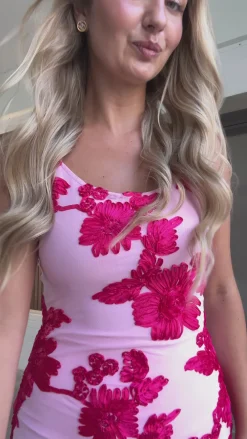 Naomi kjole lyserød