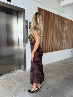 Naomi kjole mørkebrun